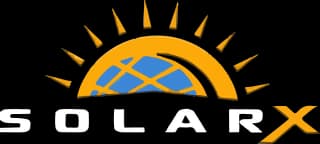 SolarX Logo mit weißer Schrift SolarX Bild-Wort-Marke mit orangefarbenem Sonnensymbol, weißer Schrift und orangefarbenem X.